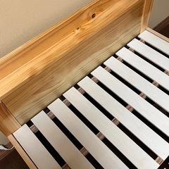 シングルベッドフレームの画像