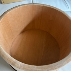 木製のお櫃の画像