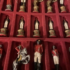 【イタリア製 高級金属製】チェスセットの画像