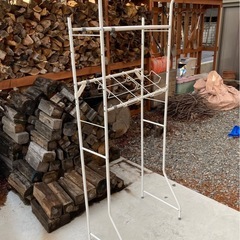 ニトリ洗濯機ラック(洗濯カゴ入れ)横幅伸縮可の画像