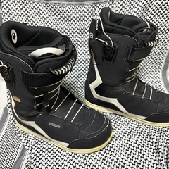 DEELUXE ID 6.3 ディーラックス
　スノーボード　ブーツ　27.5cm(足の大きさ26.5〜27推奨)の画像