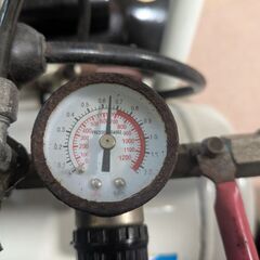 ※やり取り中につき新規受付停止。ミニエアーコンプレッサー　￥3,000の画像
