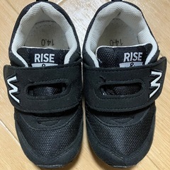 子供用靴の画像