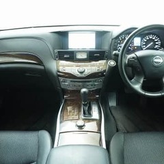 静かさの中にある、力。高級セダンの本格、フーガ。の画像