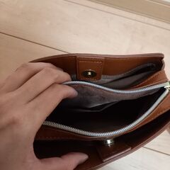 ⚠️12/20まで出品⚠️最終値下げ⚠️値引き対応不可⚠️スクエアショルダーバッグの画像