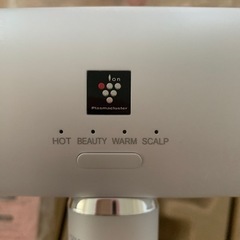 美品　SHARP ドライヤー IB-P801-W ルミナスホワイトの画像