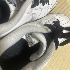 NIKEスニーカー25.5cmの画像