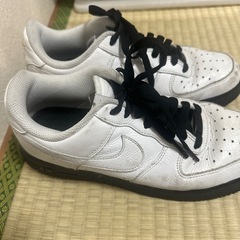 NIKEスニーカー25.5cmの画像