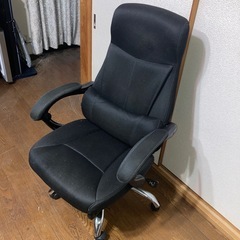 オフィスチェア　オットマン付きの画像