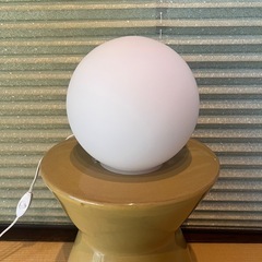 ニトリ　テーブルランプ　ボールランプ　丸の画像