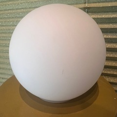 ニトリ　テーブルランプ　ボールランプ　丸の画像