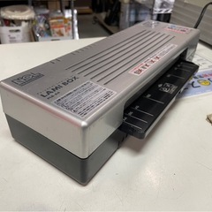 Nakabayashi　ナカバヤシ　パーソナルラミネータ　LAMI BOX　PLB-A4　ラミネート　事務　A4　写真　稼働確認済　中古　③の画像