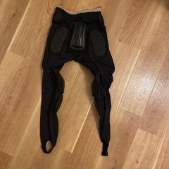 コミネ　プロテクター　S取引中の画像