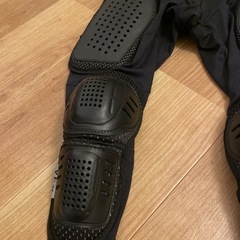 コミネ　プロテクター　S取引中の画像