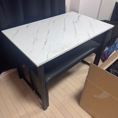 ダイニングテーブルセットの画像