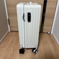 キャリーケースの画像