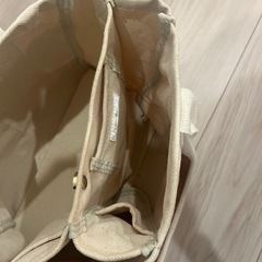 マザーズバッグ　キャンバス生地　仕切・ポケット多め　の画像