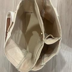 マザーズバッグ　キャンバス生地　仕切・ポケット多め　の画像