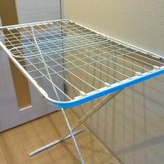 IKEA 物干しラック MÄLIG（ムーリッグ）ホワイト 折りたたみ式の画像