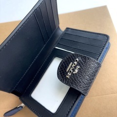 COACH ブルーブラック シルバー/インディゴマルチ 二つ折財布 【未使用】の画像