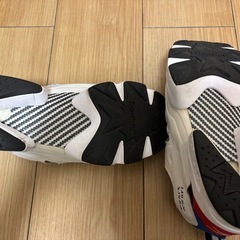 Reebok ポンプフューリー の画像