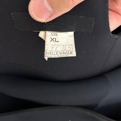 セミドライウェットスーツの画像