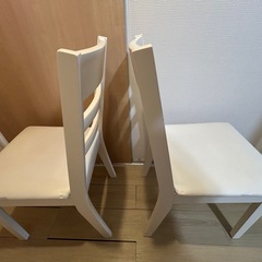 IKEA
ダイニングチェア ホワイト 合皮 2脚の画像