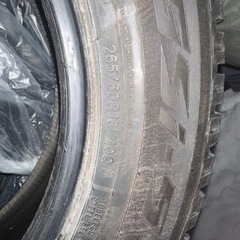 265/60/18  バリ目　スタッドレス　TOYOの画像