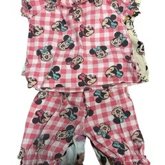 90cm ベビー服 パジャマ ディズニー  上下3点の画像