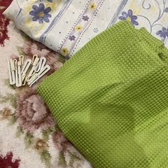 カーテン2つ（長さ180㎝）の画像