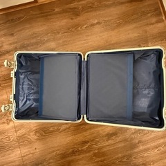 スーツケース【機内持ち込みOK】の画像