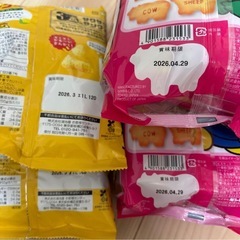 お菓子 大量 スナック チョコ プリッツ ドーナツの画像