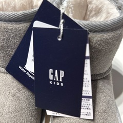 新品未使用⭐︎GAP ムートン　18cmの画像