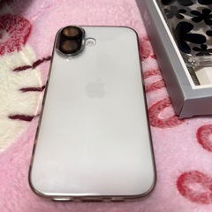 値下げしました⭕️★iPhone16★美品‼️ケース付きの画像