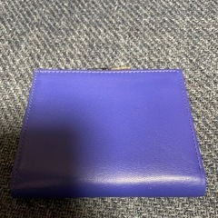Pierre Cardin 二つ折り財布 紫の画像