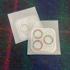 iPhone 16 3眼レンズ　保護カメラカバー強化ガラス製　キラキラ　カラフル　2枚入りの画像