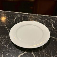 【食器③】取り皿　直径１８cm　１２枚　白の画像