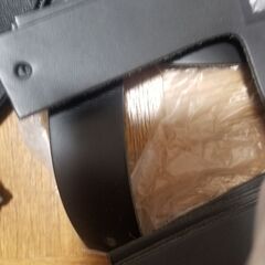 【お取引中】皮革ハギレ　差し上げます。取りに来て頂ける方の画像