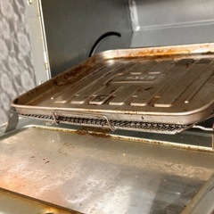※引渡し予定あり【無料】トースター 外観汚れあり・鉄板汚れありの画像