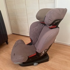マキシコシ　チャイルドシートの画像