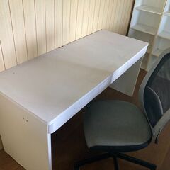 【値下げ】オフィス家具セット（ホワイト組合わせ）の画像