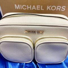 【美品】MICHAEL KORS 正規品 ボディバッグ ホワイト系 の画像