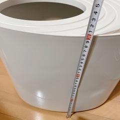 アイリスオーヤマ　上から猫トイレ　プチ　アイボリー　中古の画像