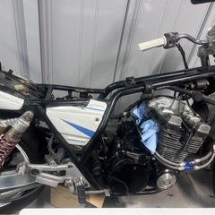 xjr4004hm
の画像
