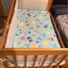 ベビーベッド　の画像