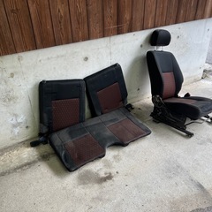 最後の安売り🤩18日まで限定⭐️ジムニーJB23 純正フロント＆リアシート一式　車中泊・カスタムで取り外し品の画像