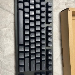 Razer ゲーミングキーボード Huntsman Tournament Edition Linear Optical Switch の画像