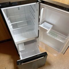 〓〓 売約済〆受付終了 〓〓2021年製■ハイセンス 150L 冷蔵庫 ブラック HR-D15CB 自動霜取り Hisense 2ドア冷凍冷蔵庫 小型冷蔵庫 一人暮らしの画像