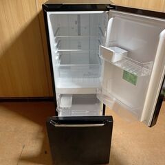 〓〓 売約済〆受付終了 〓〓2021年製■ハイセンス 150L 冷蔵庫 ブラック HR-D15CB 自動霜取り Hisense 2ドア冷凍冷蔵庫 小型冷蔵庫 一人暮らしの画像