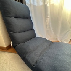 リクライニング式座椅子の画像